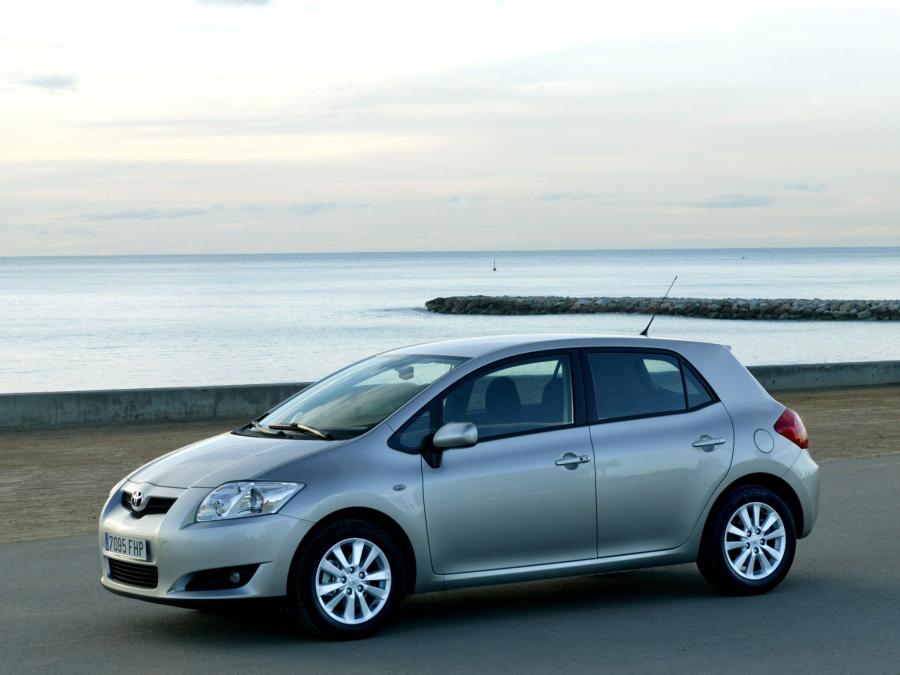  Toyota Auris 5-Door 2007 года  (фото 29 из 30)